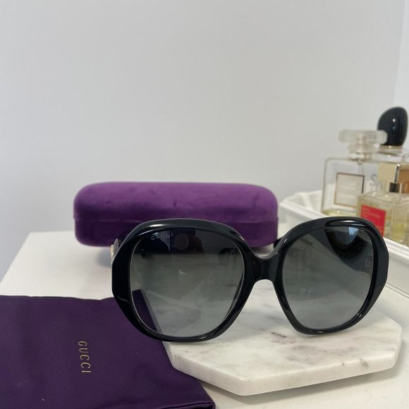 Gucci Sunglasses - Picture 3 of 5